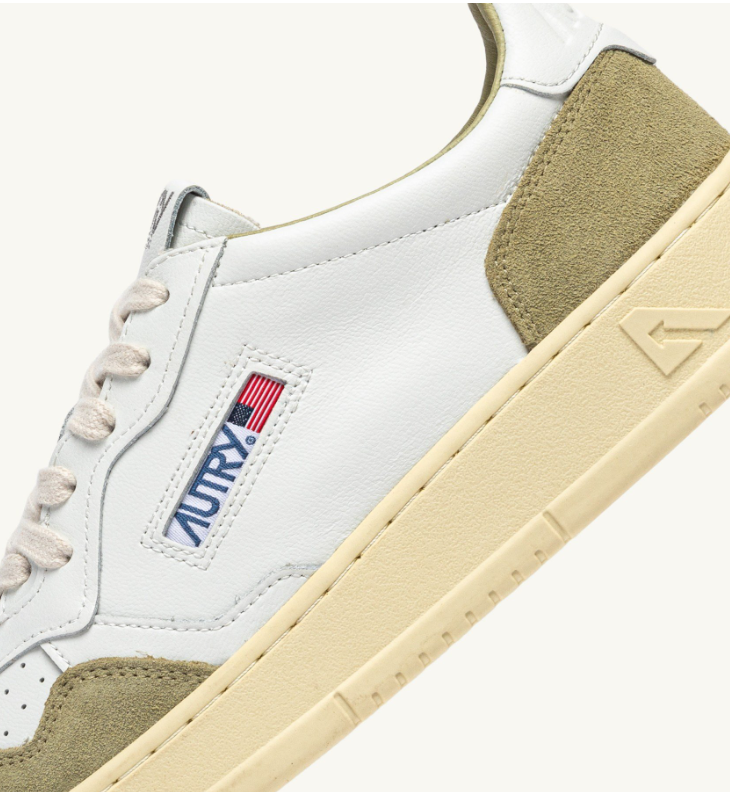 AUTRY-Medalist Low Cuir blanc et Daim Gray Green – Image 6